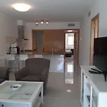 Vivienda Aguas Nuevas Familiar & Deportivo アパート