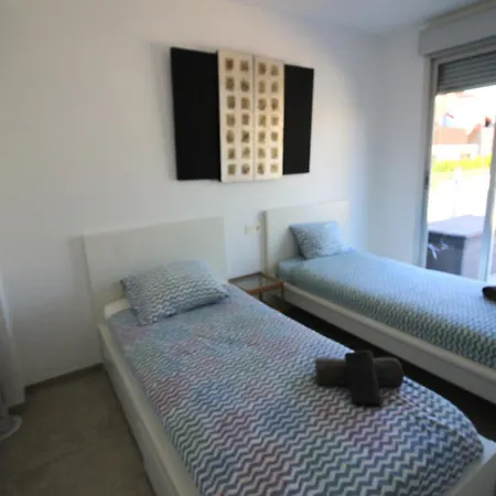 アパート Vivienda Aguas Nuevas Familiar & Deportivo トレビエハ