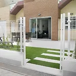 Апартаменты Vivienda Aguas Nuevas Familiar & Deportivo Торевьиа