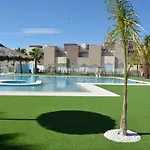 Vivienda Aguas Nuevas Familiar & Deportivo Τορεβιέχα