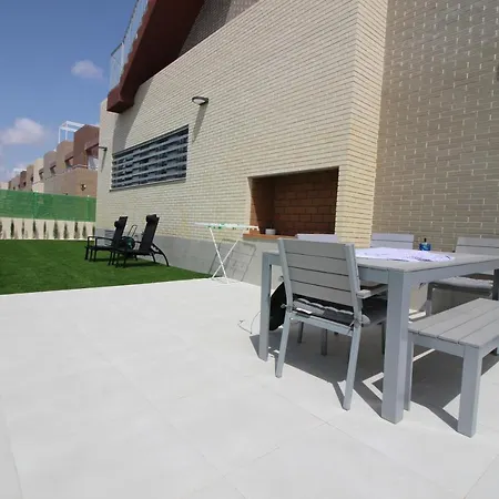 Vivienda Aguas Nuevas Familiar & Deportivo * Τορεβιέχα