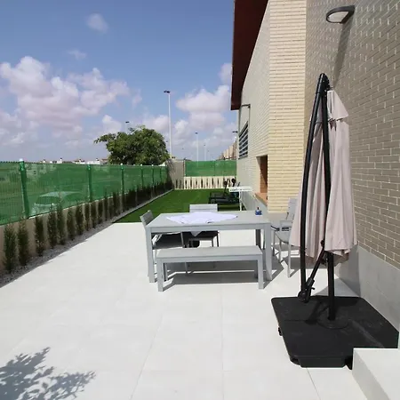 Vivienda Aguas Nuevas Familiar & Deportivo شقة *