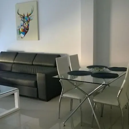 Vivienda Aguas Nuevas Familiar & Deportivo Τορεβιέχα